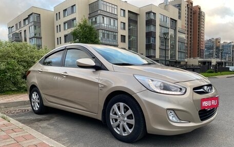 Hyundai Solaris II рестайлинг, 2013 год, 990 000 рублей, 7 фотография