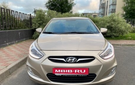 Hyundai Solaris II рестайлинг, 2013 год, 990 000 рублей, 8 фотография