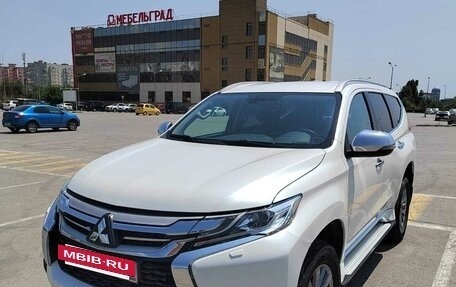 Mitsubishi Pajero Sport III рестайлинг, 2019 год, 3 050 000 рублей, 14 фотография