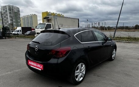 Opel Astra J, 2011 год, 800 000 рублей, 3 фотография