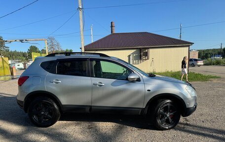 Nissan Qashqai, 2009 год, 950 000 рублей, 2 фотография
