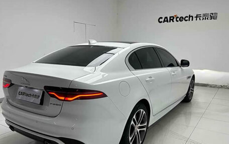 Jaguar XE I рестайлинг, 2022 год, 2 270 000 рублей, 6 фотография