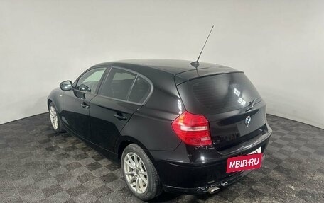 BMW 1 серия, 2011 год, 900 000 рублей, 6 фотография