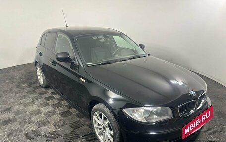 BMW 1 серия, 2011 год, 900 000 рублей, 3 фотография