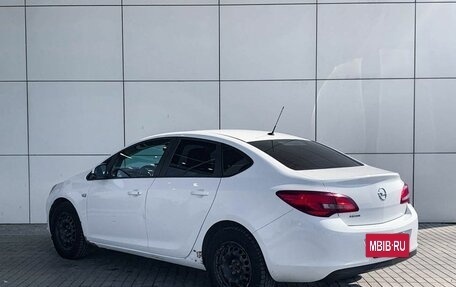 Opel Astra J, 2013 год, 599 000 рублей, 8 фотография