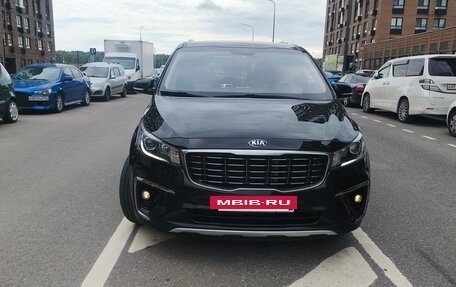 KIA Carnival, 2020 год, 3 000 000 рублей, 3 фотография
