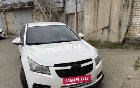 Chevrolet Cruze II, 2012 год, 635 000 рублей, 9 фотография