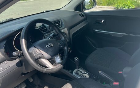 KIA Rio III рестайлинг, 2013 год, 965 000 рублей, 6 фотография