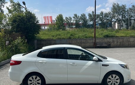 KIA Rio III рестайлинг, 2013 год, 965 000 рублей, 4 фотография