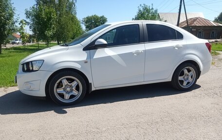 Chevrolet Aveo III, 2015 год, 680 000 рублей, 3 фотография