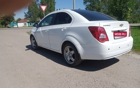 Chevrolet Aveo III, 2015 год, 680 000 рублей, 2 фотография