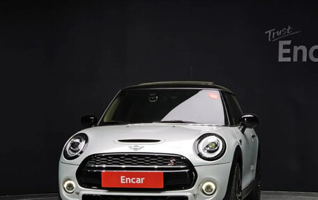 MINI Clubman, 2020 год, 2 199 000 рублей, 3 фотография