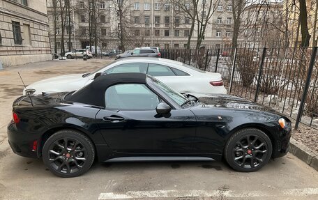 Fiat 124 Spider I, 2018 год, 2 700 000 рублей, 2 фотография