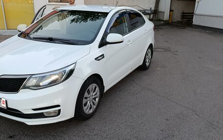 KIA Rio III рестайлинг, 2017 год, 890 000 рублей, 3 фотография
