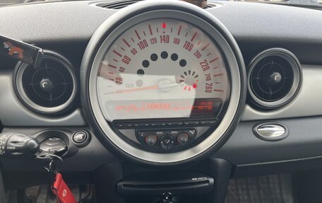 MINI Hatch, 2010 год, 649 990 рублей, 9 фотография