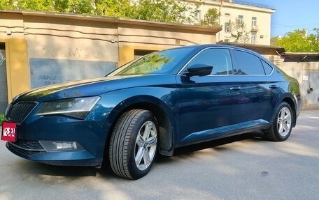 Skoda Superb III рестайлинг, 2015 год, 1 850 000 рублей, 1 фотография