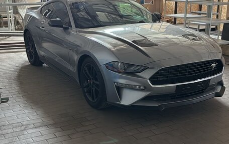 Ford Mustang VI рестайлинг, 2019 год, 2 950 000 рублей, 2 фотография