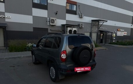Chevrolet Niva I рестайлинг, 2011 год, 290 000 рублей, 6 фотография