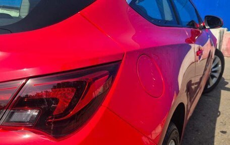 Opel Astra J, 2014 год, 1 040 000 рублей, 10 фотография