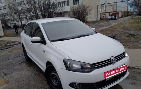 Volkswagen Polo VI (EU Market), 2012 год, 520 000 рублей, 2 фотография