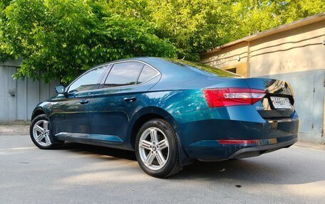 Skoda Superb III рестайлинг, 2015 год, 1 850 000 рублей, 5 фотография