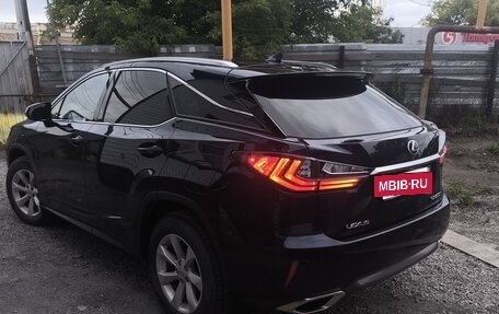 Lexus RX IV рестайлинг, 2016 год, 3 650 000 рублей, 6 фотография