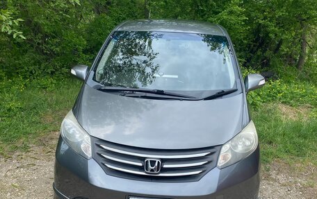Honda Freed I, 2010 год, 1 200 000 рублей, 2 фотография