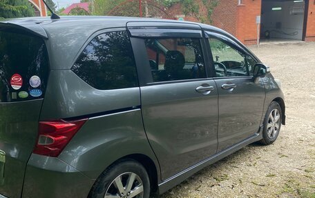 Honda Freed I, 2010 год, 1 200 000 рублей, 6 фотография