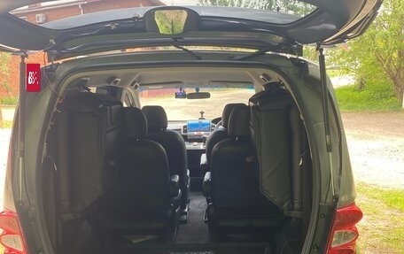 Honda Freed I, 2010 год, 1 200 000 рублей, 5 фотография