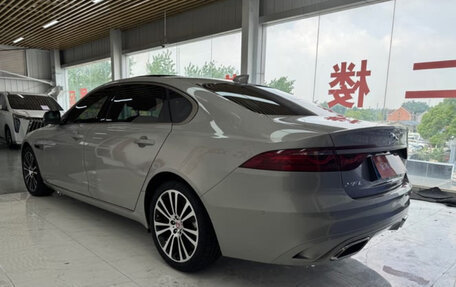 Jaguar XF II, 2022 год, 2 879 000 рублей, 3 фотография