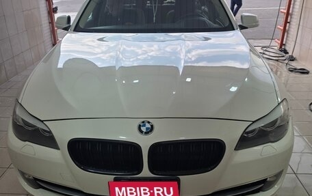 BMW 5 серия, 2012 год, 1 950 000 рублей, 3 фотография