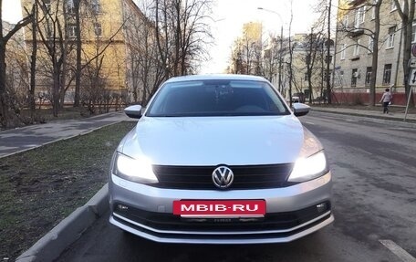 Volkswagen Jetta VI, 2016 год, 1 300 000 рублей, 5 фотография