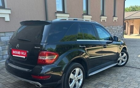 Mercedes-Benz M-Класс, 2011 год, 2 300 000 рублей, 5 фотография