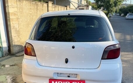 Toyota Vitz, 2001 год, 420 000 рублей, 2 фотография