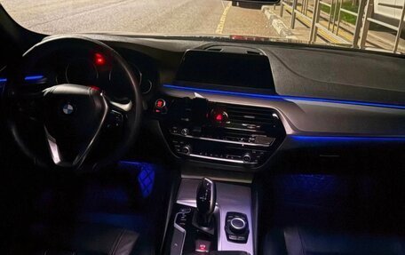 BMW 5 серия, 2018 год, 2 895 000 рублей, 2 фотография