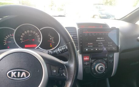 KIA Venga I, 2011 год, 800 000 рублей, 7 фотография