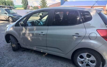 KIA Venga I, 2011 год, 800 000 рублей, 21 фотография
