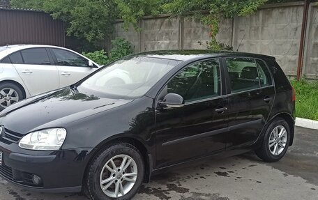 Volkswagen Golf V, 2005 год, 680 000 рублей, 3 фотография