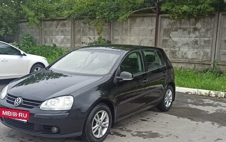 Volkswagen Golf V, 2005 год, 680 000 рублей, 7 фотография