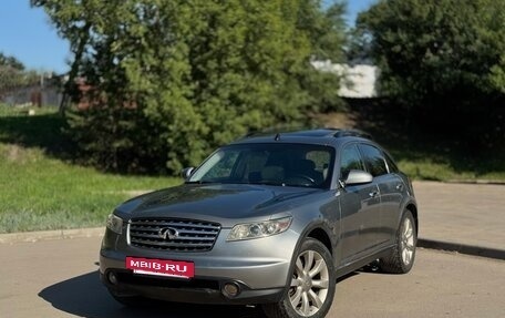 Infiniti FX I, 2002 год, 610 000 рублей, 5 фотография