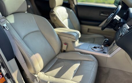 Infiniti FX I, 2002 год, 610 000 рублей, 11 фотография