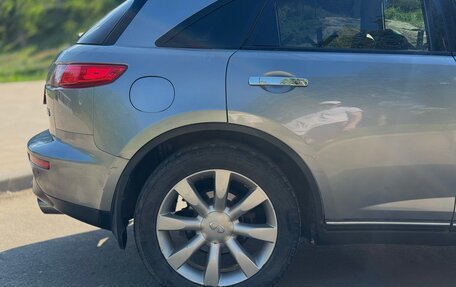 Infiniti FX I, 2002 год, 610 000 рублей, 20 фотография