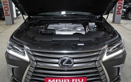 Lexus LX III, 2017 год, 6 798 000 рублей, 9 фотография