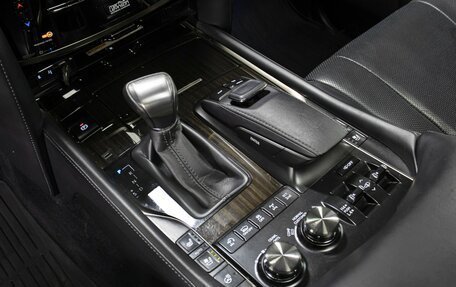 Lexus LX III, 2017 год, 6 798 000 рублей, 19 фотография