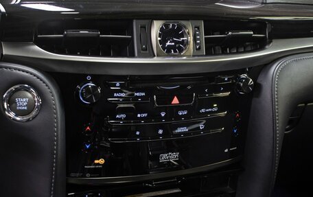 Lexus LX III, 2017 год, 6 798 000 рублей, 18 фотография