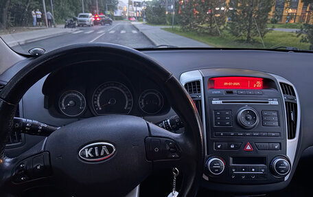KIA cee'd I рестайлинг, 2010 год, 720 000 рублей, 16 фотография