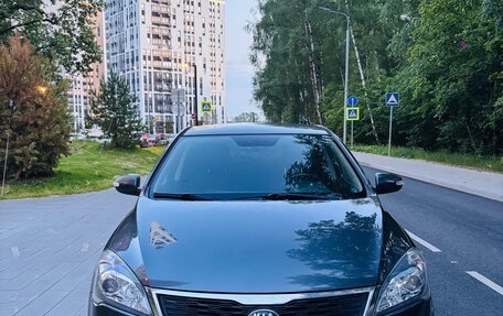 KIA cee'd I рестайлинг, 2010 год, 720 000 рублей, 2 фотография