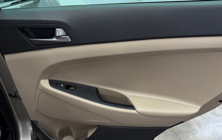 Hyundai Tucson III, 2017 год, 2 100 000 рублей, 23 фотография