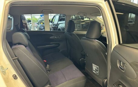 Toyota Wish II, 2013 год, 1 899 900 рублей, 16 фотография