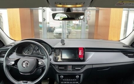Skoda Rapid II, 2020 год, 1 799 000 рублей, 9 фотография